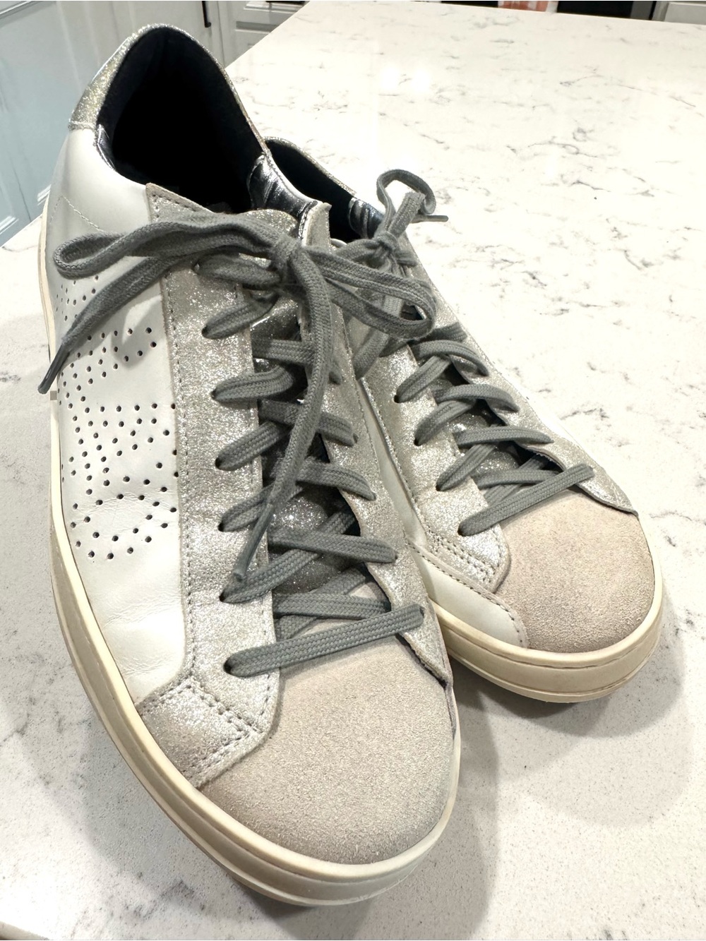 P448 John Glitter Low Top Sneakers White Leather Silver Metallic Suede 39/8.5